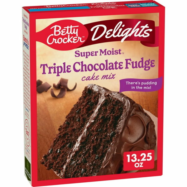 Betty Crocker Super Moist Triple Chocolate Fudge Cake Mix 375g